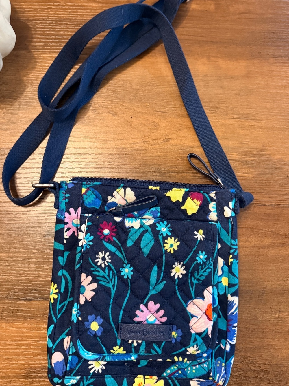 Vera Bradley Crossbody Bag Purse Zipper Adjustable Strap with Pockets floral